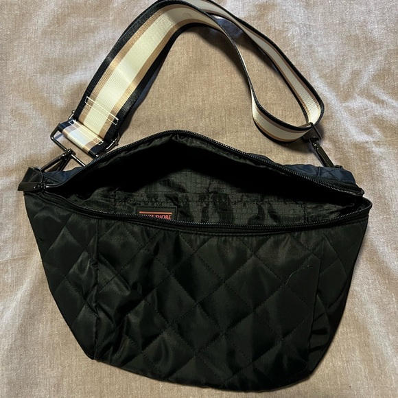 Haute Shore Sling Bag - Picture 3 of 5